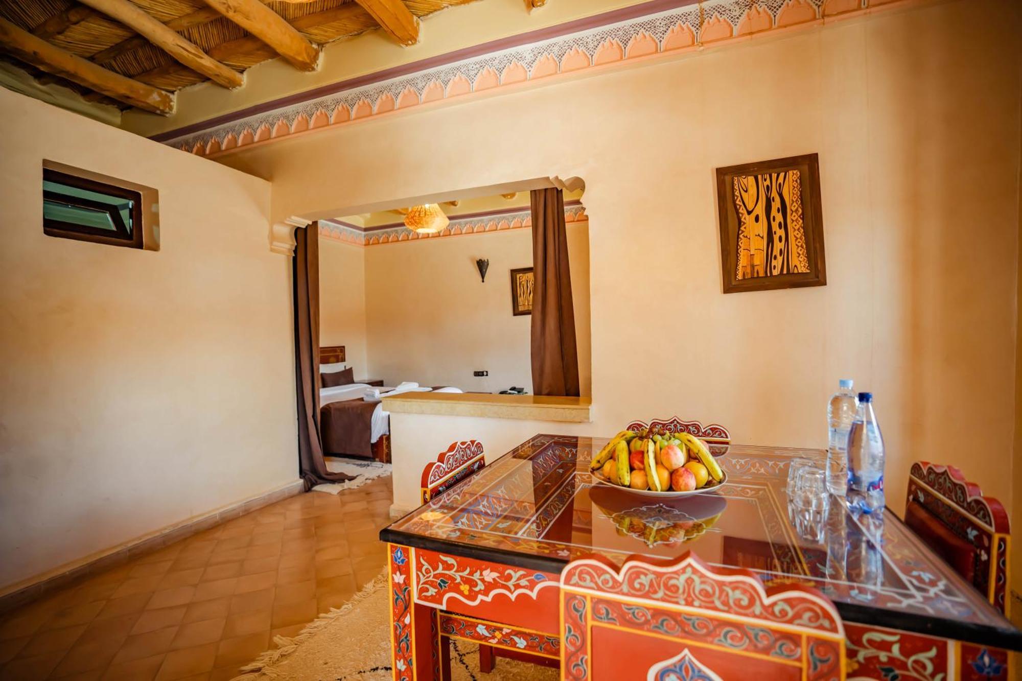 Kasbah Tizzarouine Bed & Breakfast Boumalne Dades Exterior photo