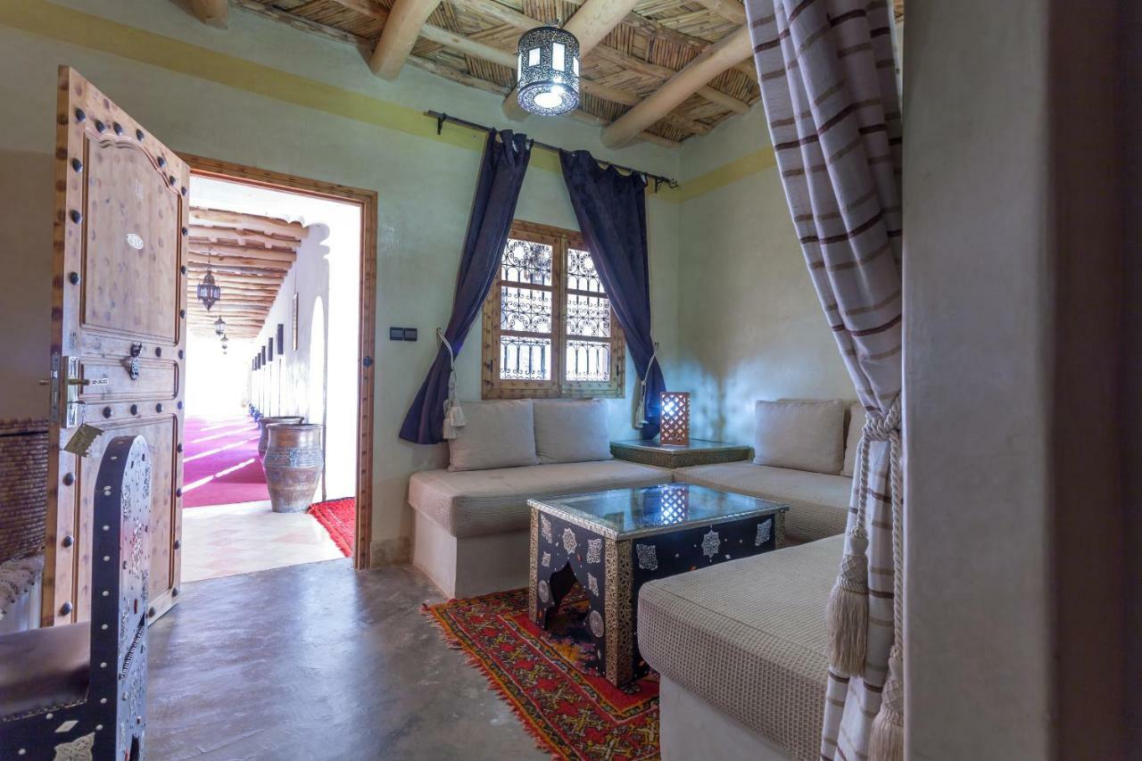 Kasbah Tizzarouine Bed & Breakfast Boumalne Dades Exterior photo