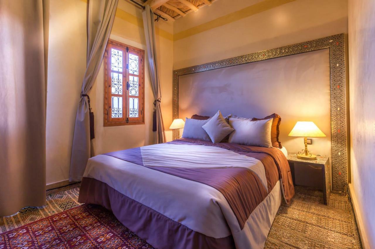 Kasbah Tizzarouine Bed & Breakfast Boumalne Dades Exterior photo