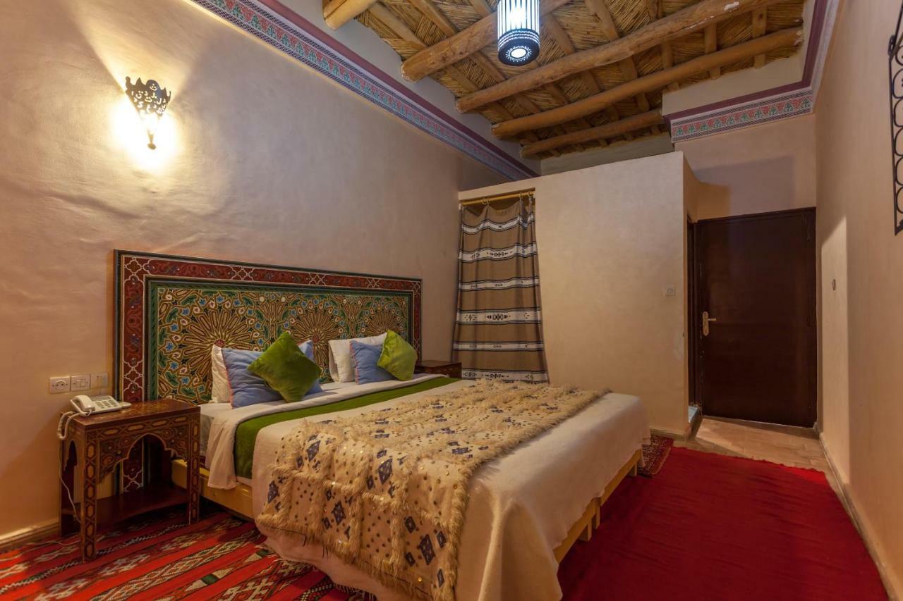 Kasbah Tizzarouine Bed & Breakfast Boumalne Dades Exterior photo